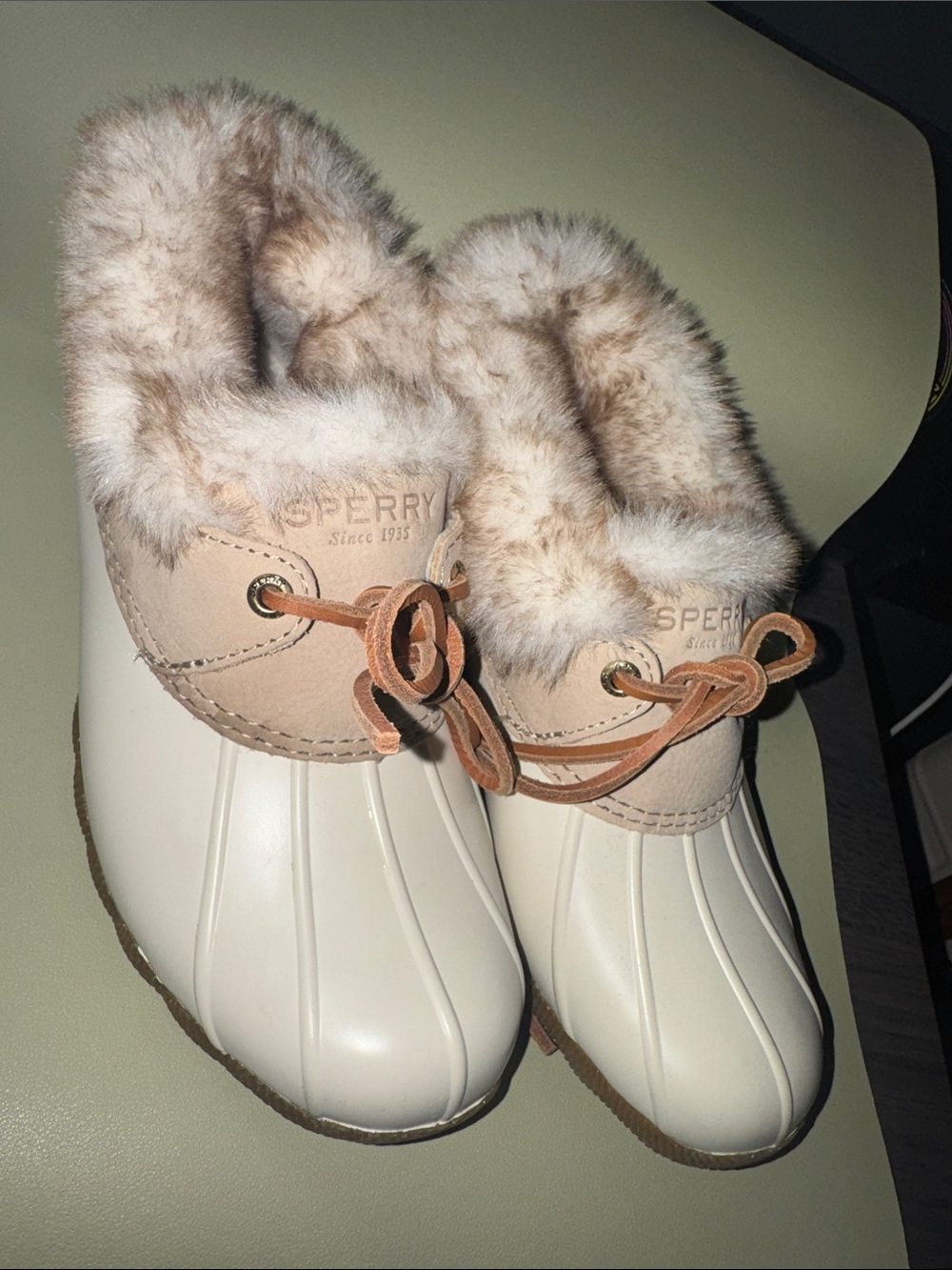 Sperry Women's Cream and Tan Faux-Fur Lined Duck Boots